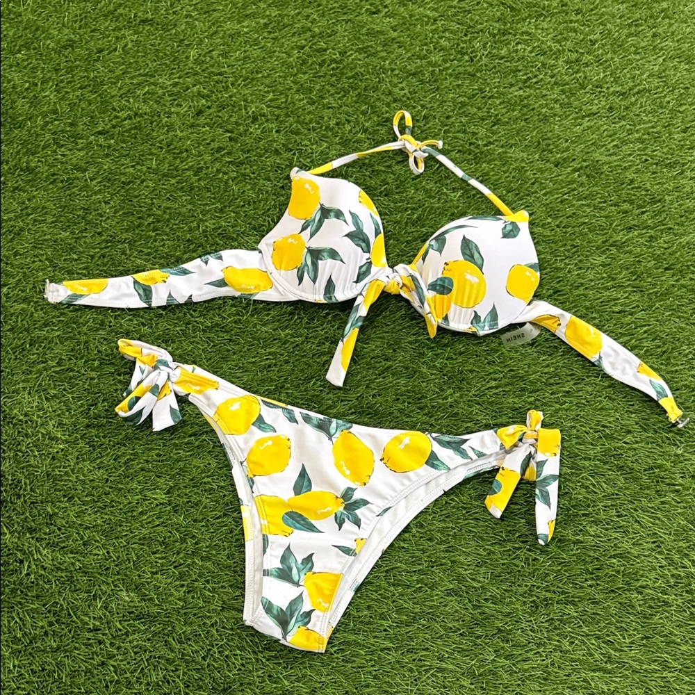 SHEIN Lemon Print Bikini 🍋